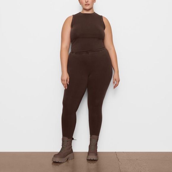 Skims Outdoor Basics Legging Espresso 